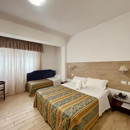 La Bussola Hotel