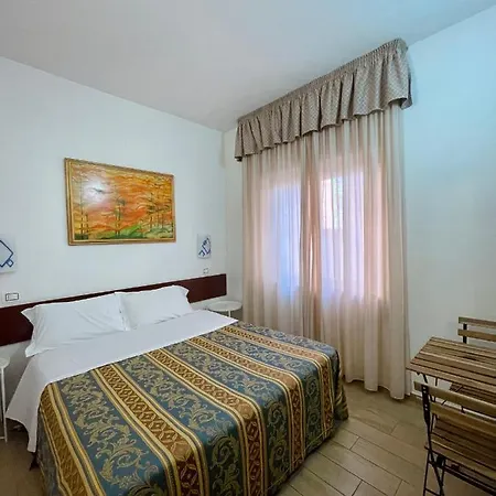 La Bussola Ξενοδοχείο Άντζιο
