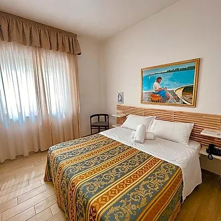La Bussola Hotel