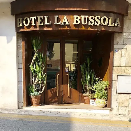 La Bussola فندق 3*